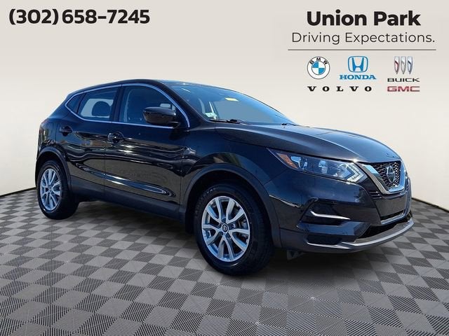 2022 Nissan Rogue Sport S