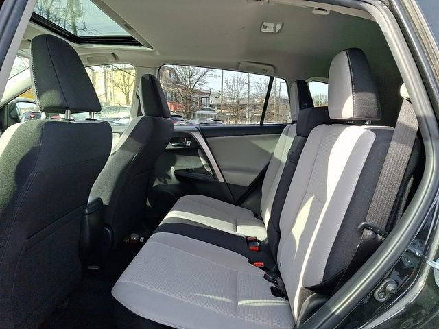 2018 Toyota RAV4 Hybrid LE Plus