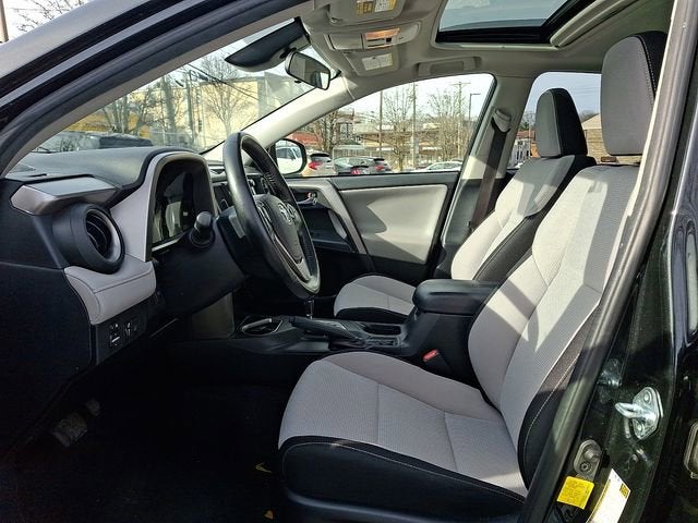 2018 Toyota RAV4 Hybrid LE Plus