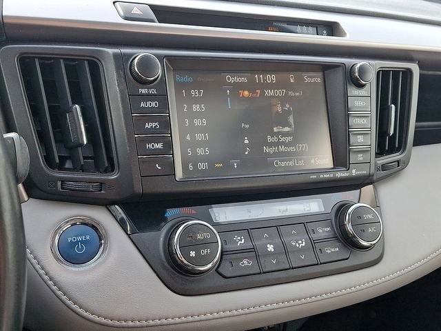 2018 Toyota RAV4 Hybrid LE Plus