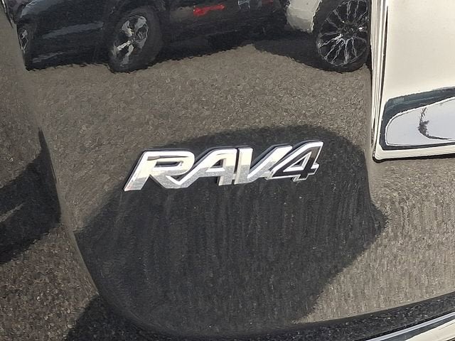 2018 Toyota RAV4 Hybrid LE Plus