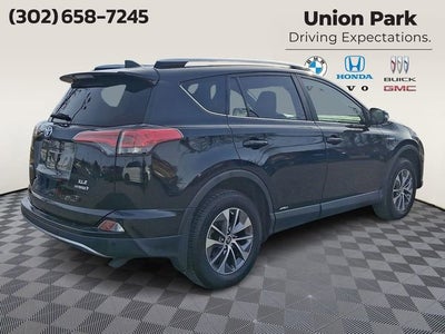 2018 Toyota RAV4 Hybrid LE Plus
