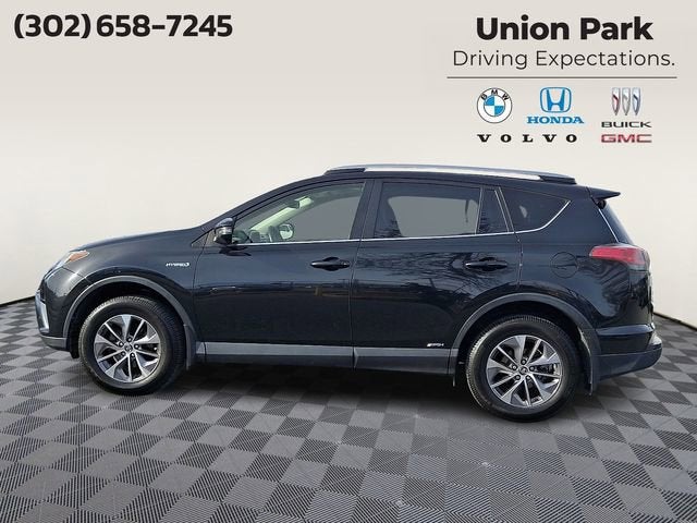 2018 Toyota RAV4 Hybrid LE Plus