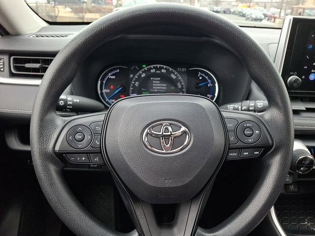 2023 Toyota RAV4 Hybrid XLE