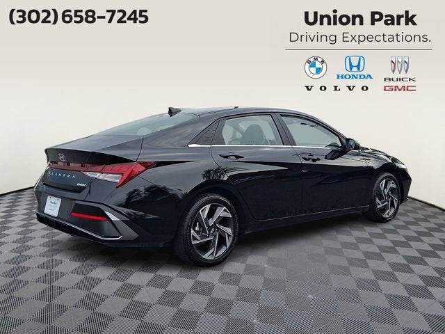 2024 Hyundai Elantra Limited