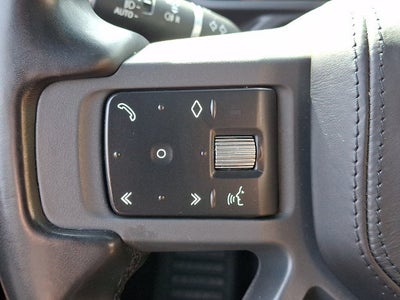 2023 Land Rover Defender 130 X-Dynamic SE