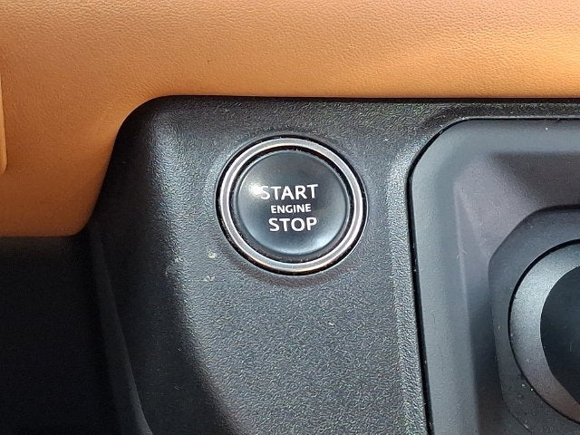 2023 Land Rover Defender 130 X-Dynamic SE