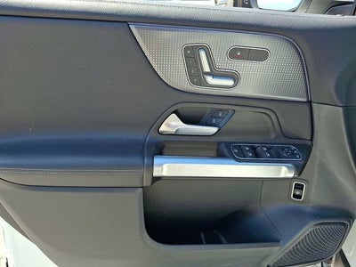 2022 Mercedes-Benz GLB GLB 250