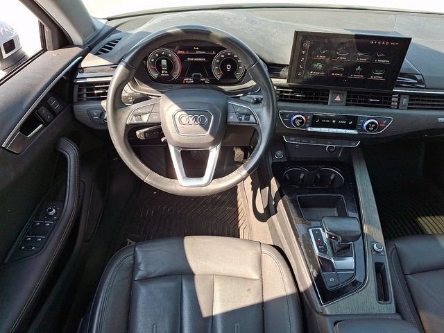 2022 Audi A4 Premium Plus 40 TFSI quattro S tronic
