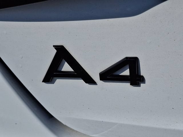 2022 Audi A4 Premium Plus 40 TFSI quattro S tronic
