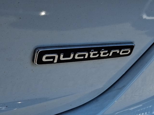 2022 Audi A4 Premium Plus 40 TFSI quattro S tronic
