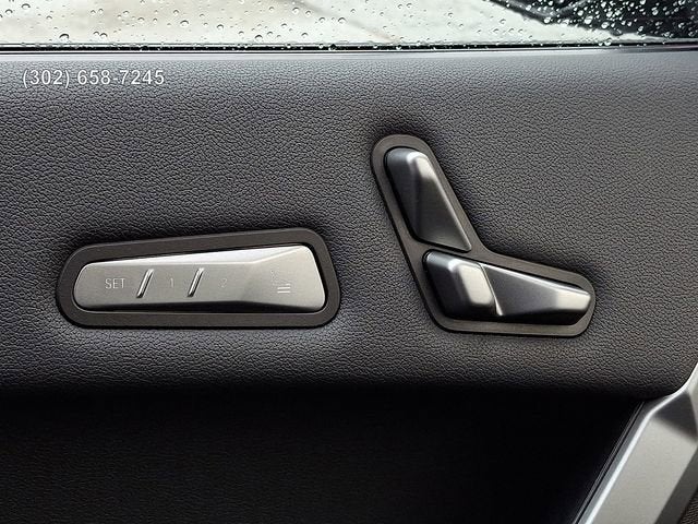 2025 BMW iX xDrive50