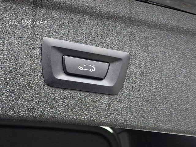 2025 BMW iX xDrive50