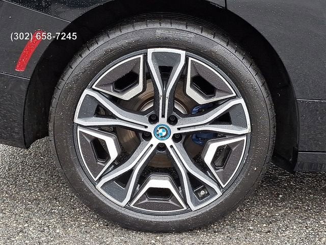 2025 BMW iX xDrive50