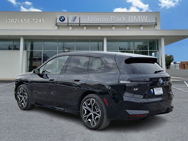 2025 BMW iX xDrive50