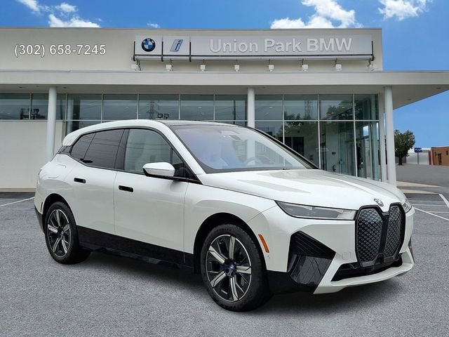 2025 BMW iX xDrive50