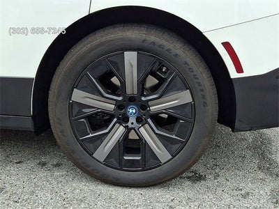 2025 BMW iX xDrive50