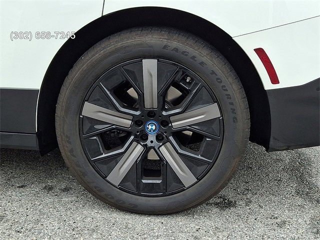 2025 BMW iX xDrive50