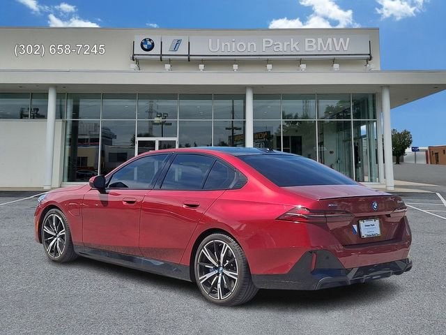 2025 BMW 5 Series 550e xDrive