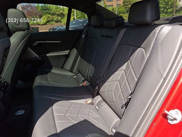 2025 BMW 5 Series 550e xDrive