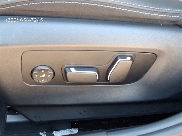 2025 BMW 5 Series 530i xDrive