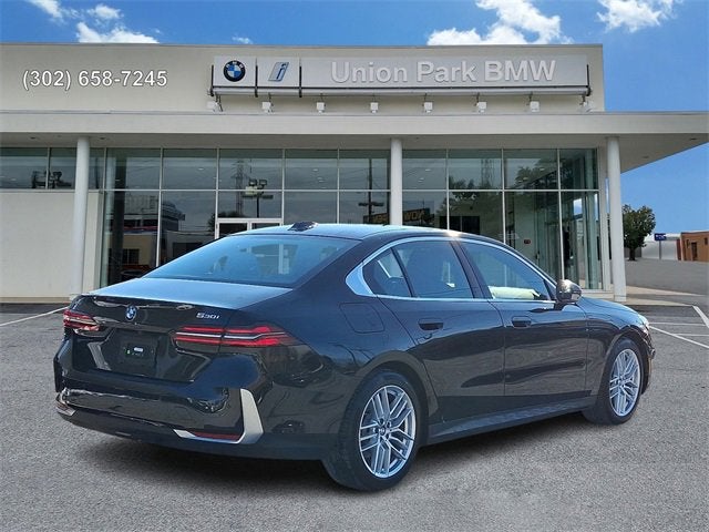 2025 BMW 5 Series 530i xDrive