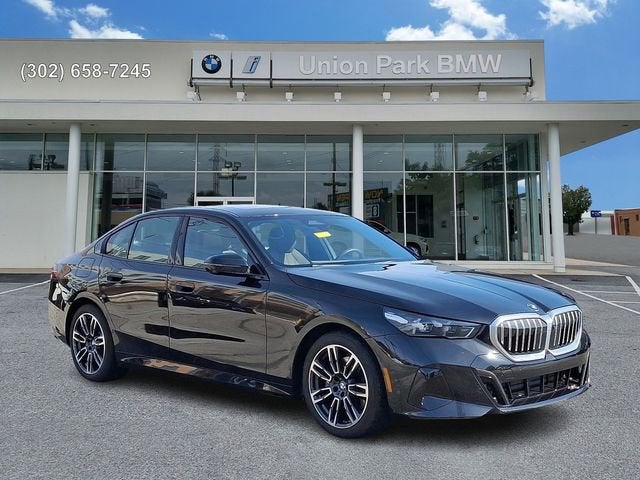 2025 BMW 5 Series 530i xDrive