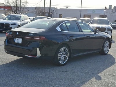 2025 BMW 5 Series 530i xDrive