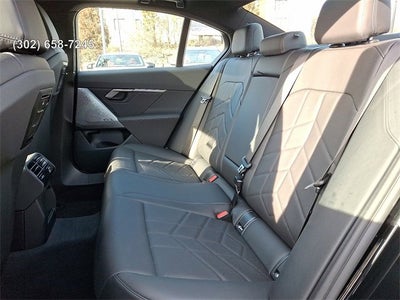 2025 BMW 5 Series 530i xDrive