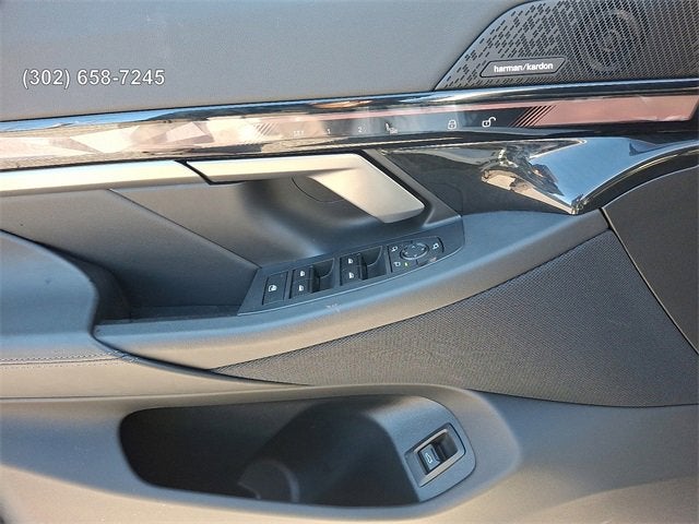 2025 BMW 5 Series 540i xDrive