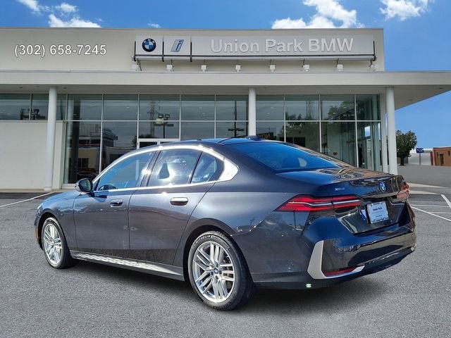 2025 BMW 5 Series 540i xDrive