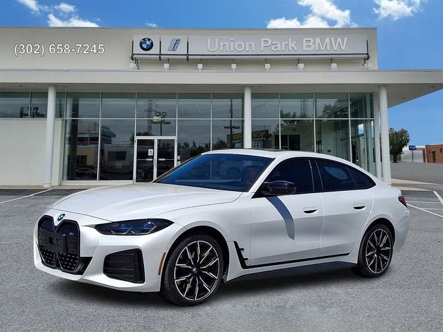 2023 BMW i4 M50's photo
