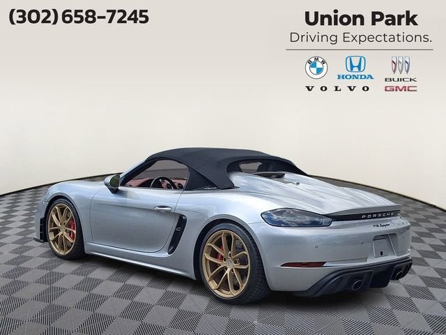 2022 Porsche 718 Spyder 2DR SPYDER