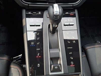 2022 Porsche Macan S