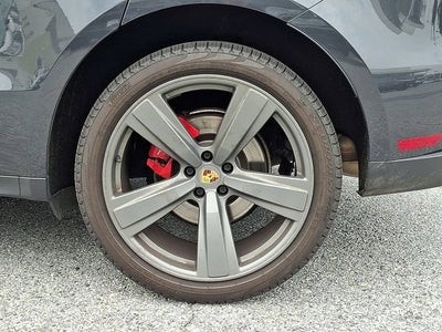 2022 Porsche Macan S