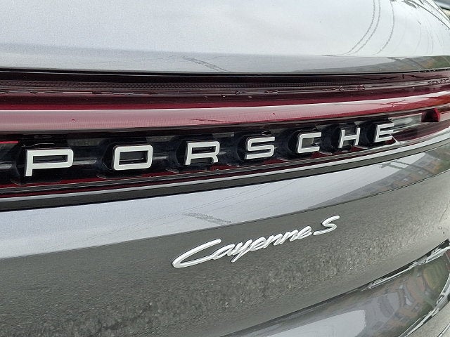2024 Porsche Cayenne S