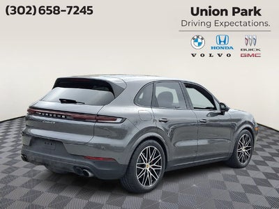 2024 Porsche Cayenne S