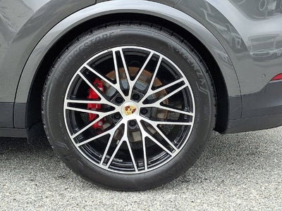 2024 Porsche Cayenne S