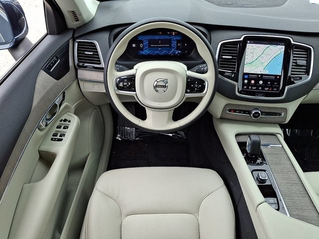 2023 Volvo XC90 B6 Plus 6-Seater