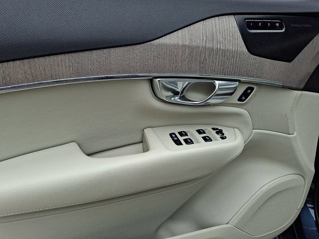 2023 Volvo XC90 B6 Plus 6-Seater