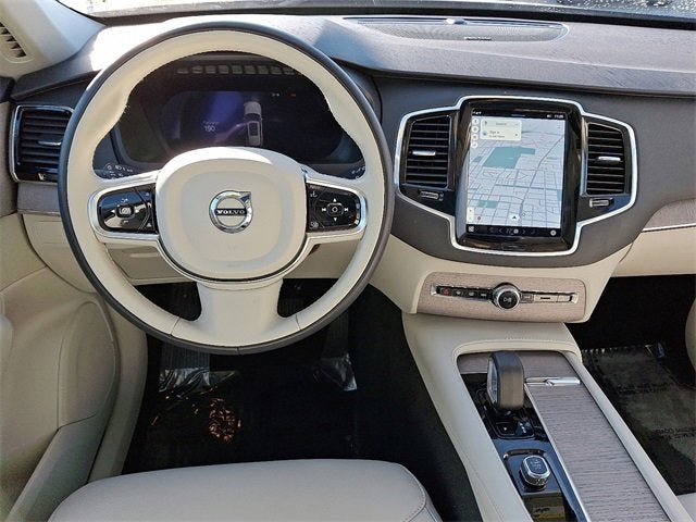 2024 Volvo XC90 Plus Bright Theme