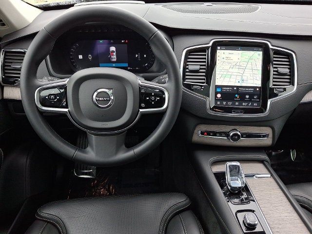 2024 Volvo XC90 B6 Ultimate Bright Theme 6-Seater