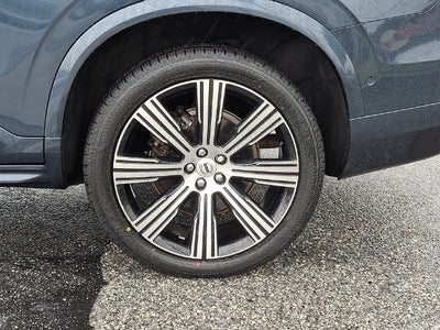 2024 Volvo XC90 B6 Ultimate Bright Theme 6-Seater