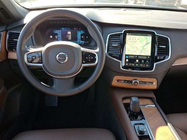 2024 Volvo XC90 B6 Plus Bright Theme 7-Seater