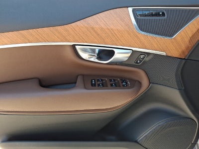 2024 Volvo XC90 B6 Plus Bright Theme 7-Seater