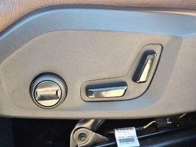 2024 Volvo XC90 B6 Plus Bright Theme 7-Seater