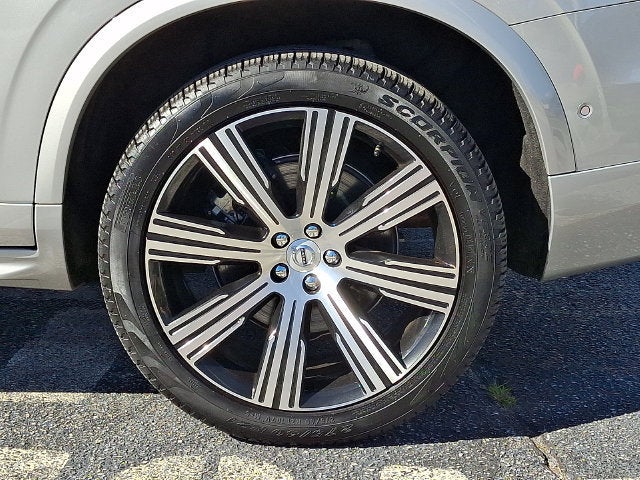 2024 Volvo XC90 B6 Plus Bright Theme 7-Seater