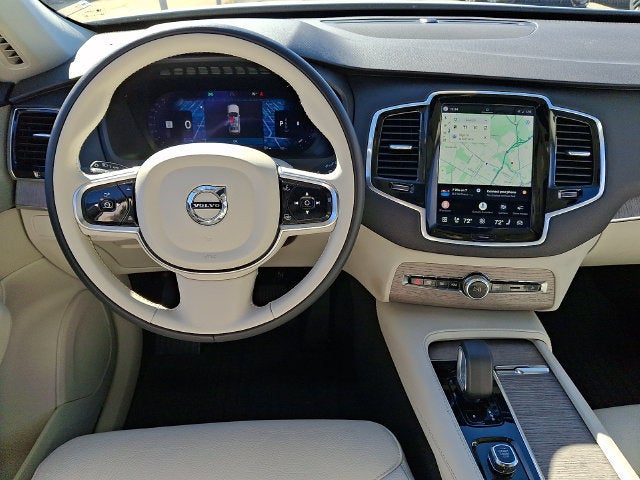 2024 Volvo XC90 B6 Plus Bright Theme 7-Seater