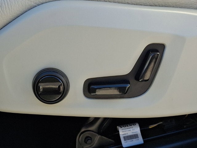 2024 Volvo XC90 B6 Plus Bright Theme 7-Seater
