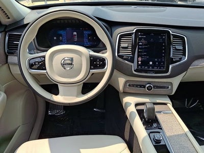 2024 Volvo XC90 B6 Plus Bright Theme 7-Seater
